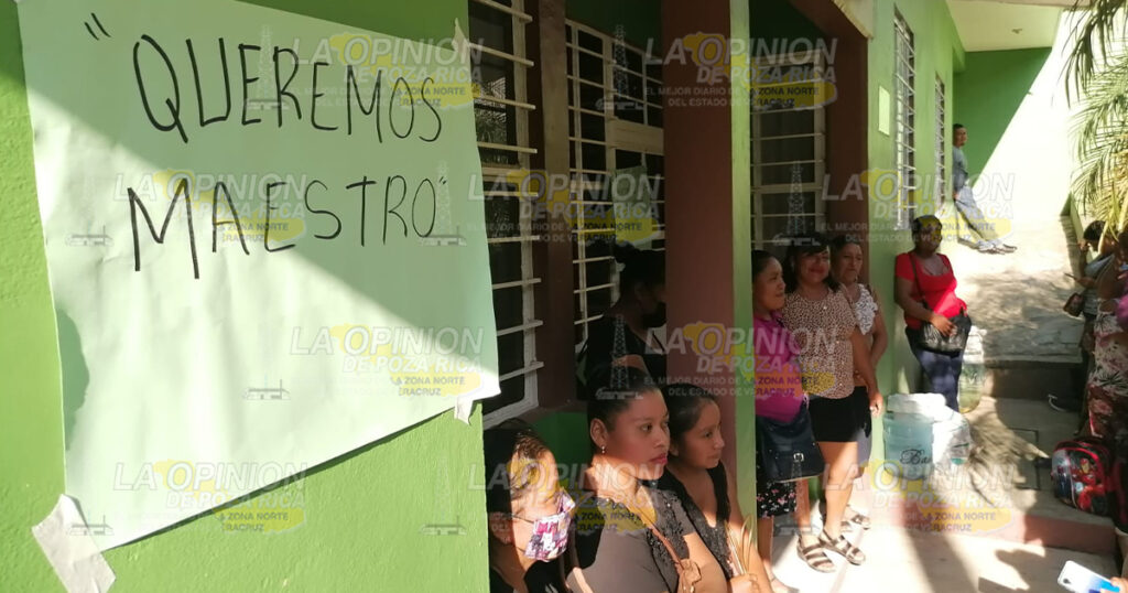 Toman supervisión escolar 033 en Espinal