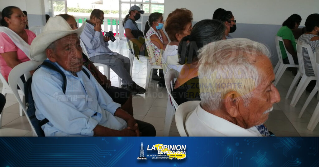 Atienden salud de espinaltecos