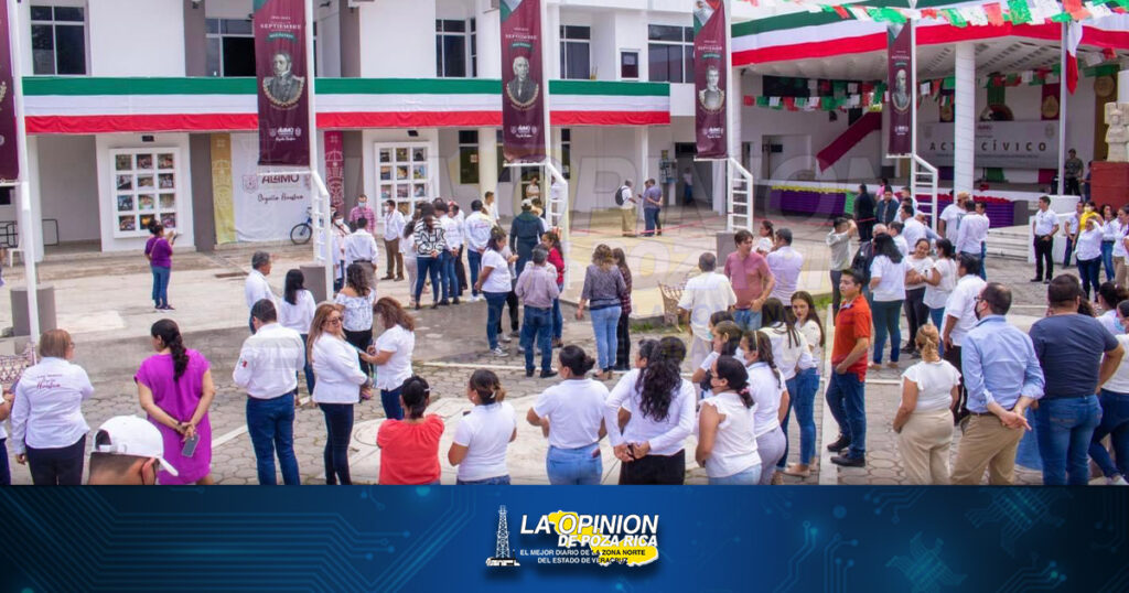 Evacuan instalaciones del ayuntamiento municipal