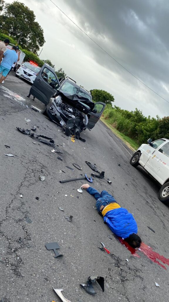 Muere motociclista en trágico accidente