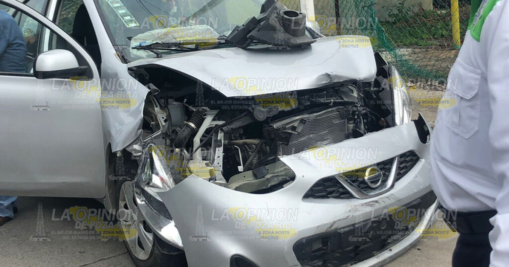 ¡Semaforazo en calle Naranjo!