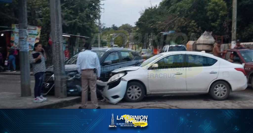 Fuerte choque en peligroso crucero