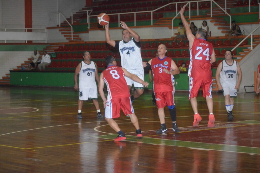 Sisniega es semifinalista