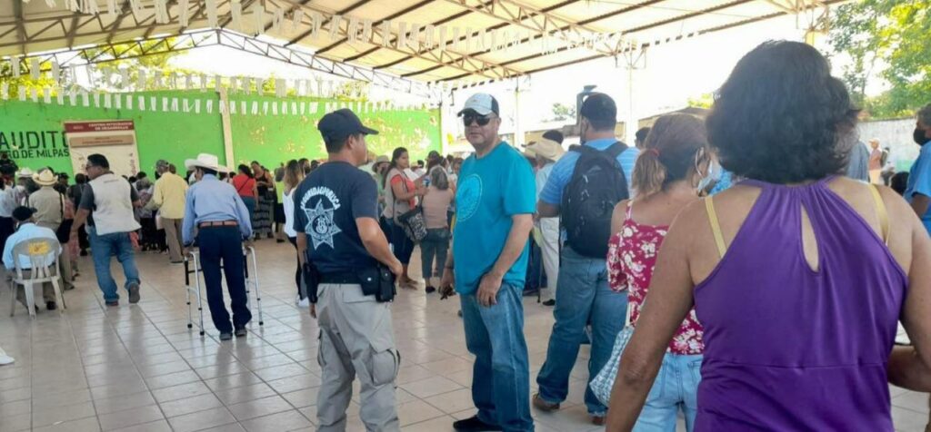 Operativo de seguridad en Tamiahua por jornada de pago