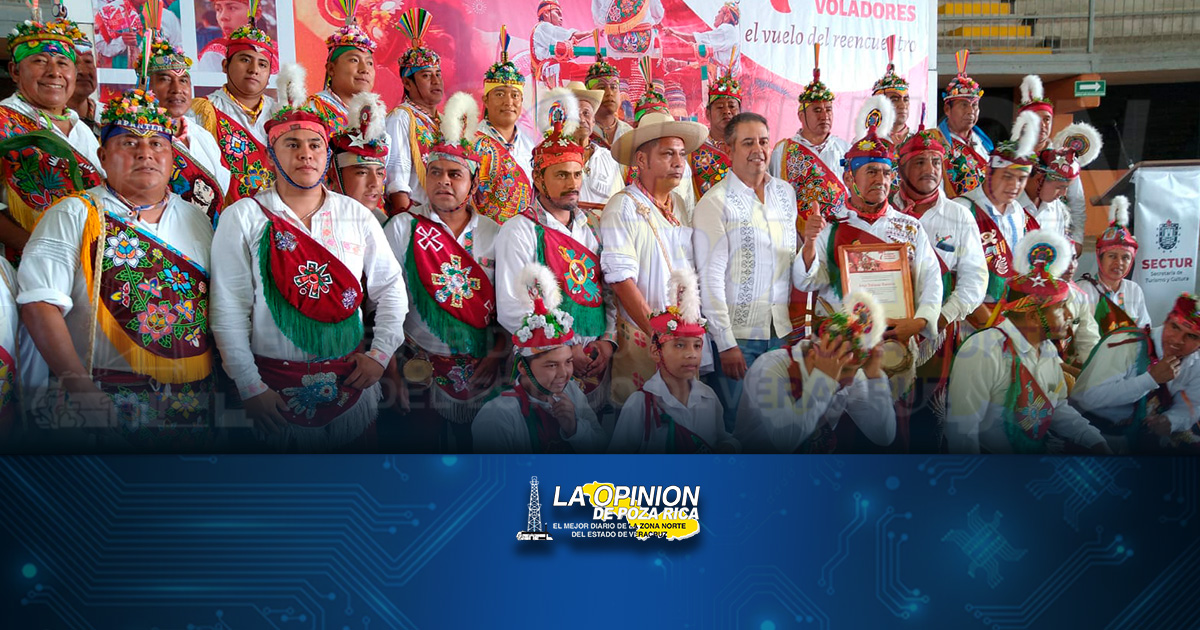 Celebran el séptimo encuentro nacional de voladores Celebran el séptimo encuentro nacional de voladores