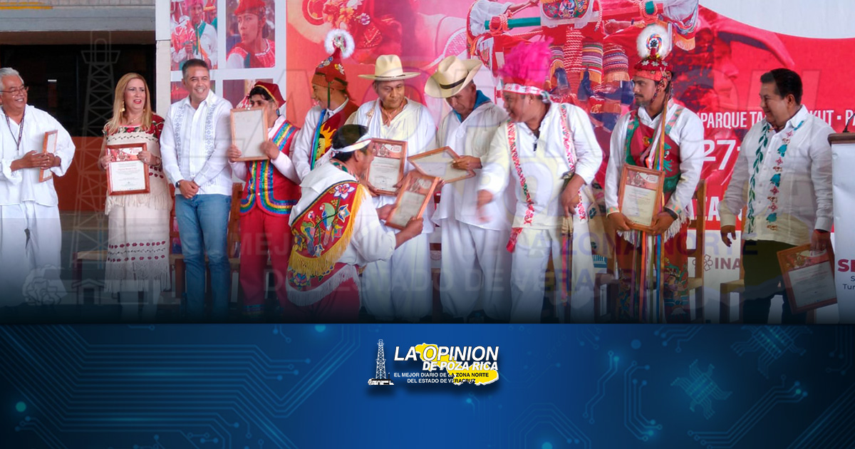 Celebran el séptimo encuentro nacional de voladores