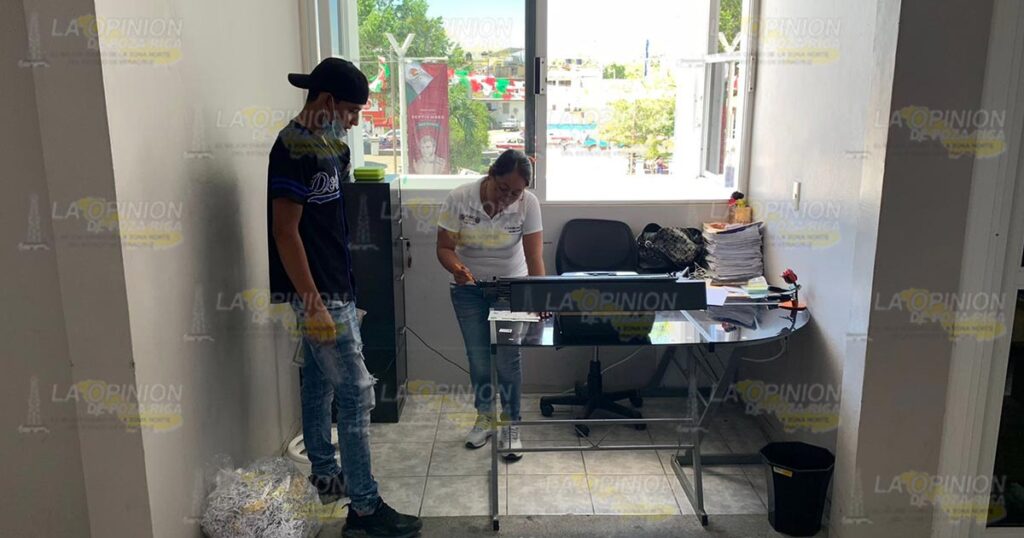 Se agotan los formatos para cartillas del SMN