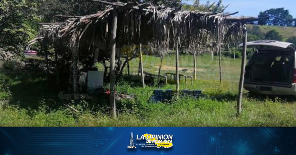 Lo hallan muerto en campo de fútbol