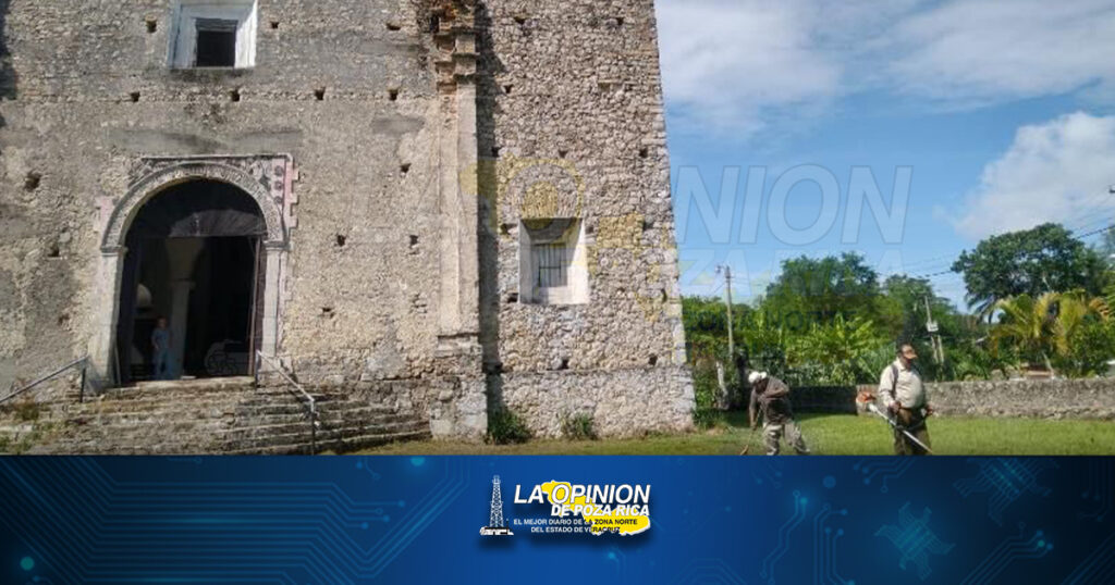 Dan mantenimiento a espacios público y áreas verdes