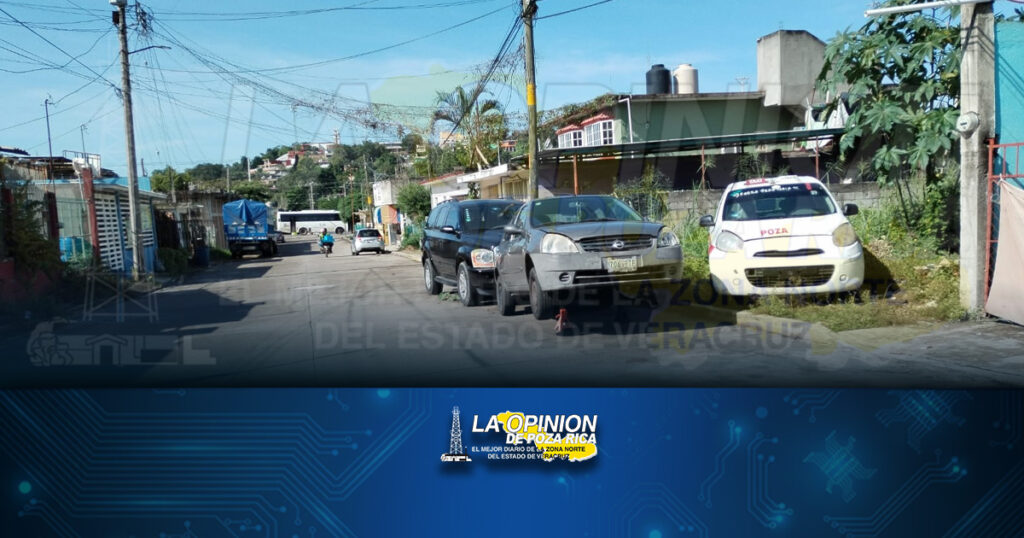 Va en serio el retiro de autos “chatarra”, de banquetas y calles