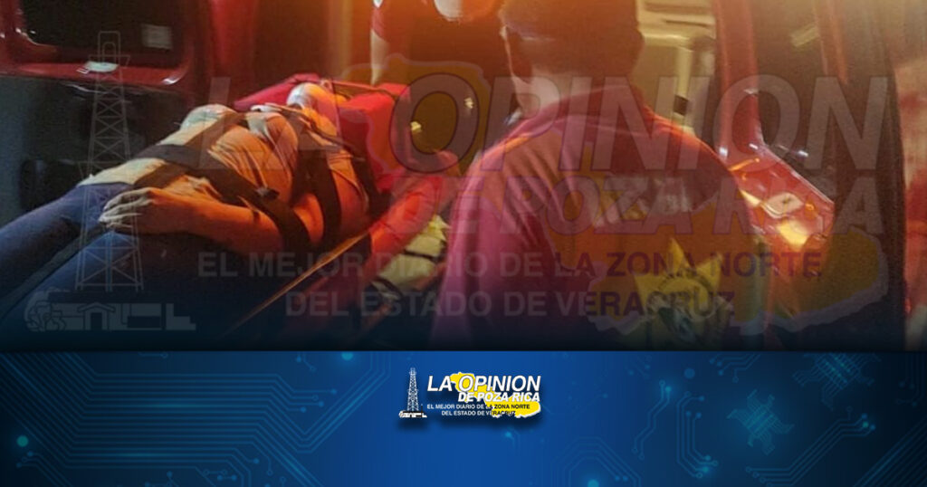 Cuatro heridos en volcadura de taxi