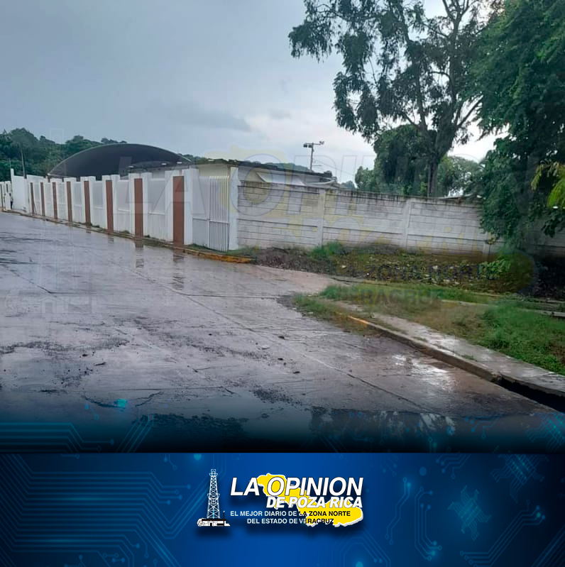 Puente en riesgo de derrumbarse