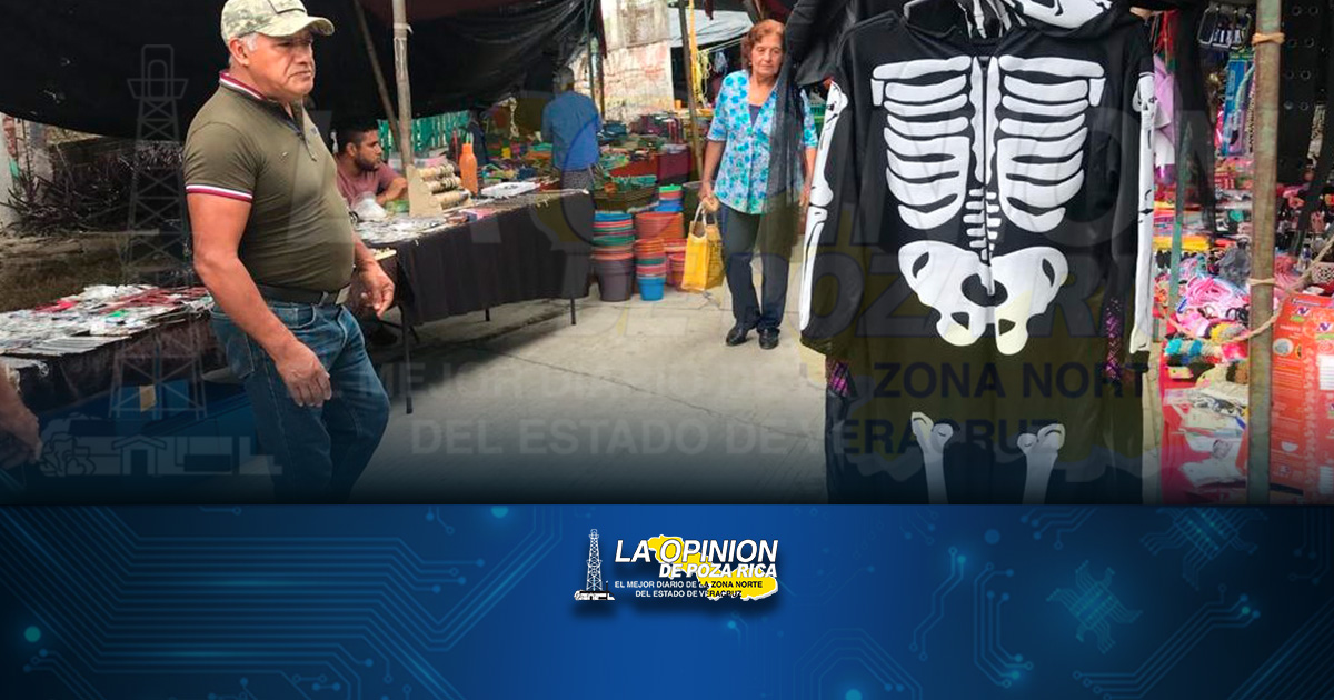 Festividades reactivan plazas tradicionales
