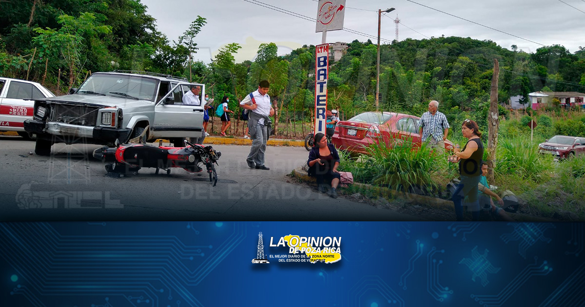 Motociclista provoca accidente