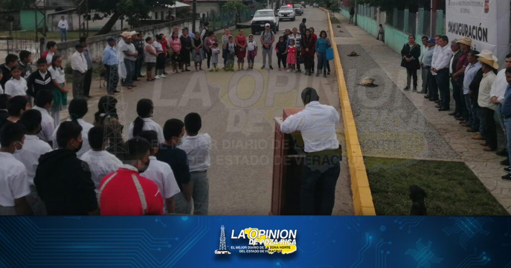 Continúa la entrega de obras en Espinal