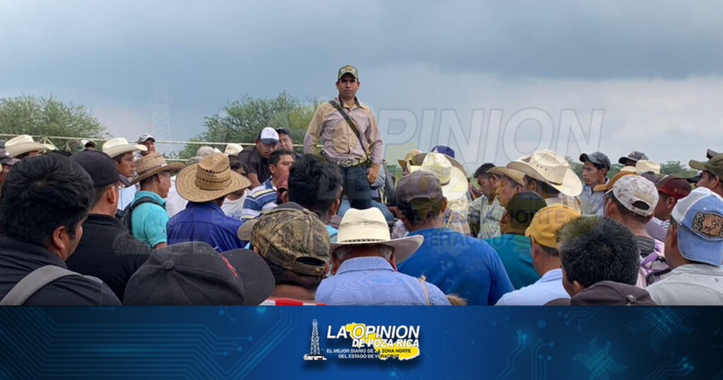 Bloquen la Carretera Álamo a Chicontepec