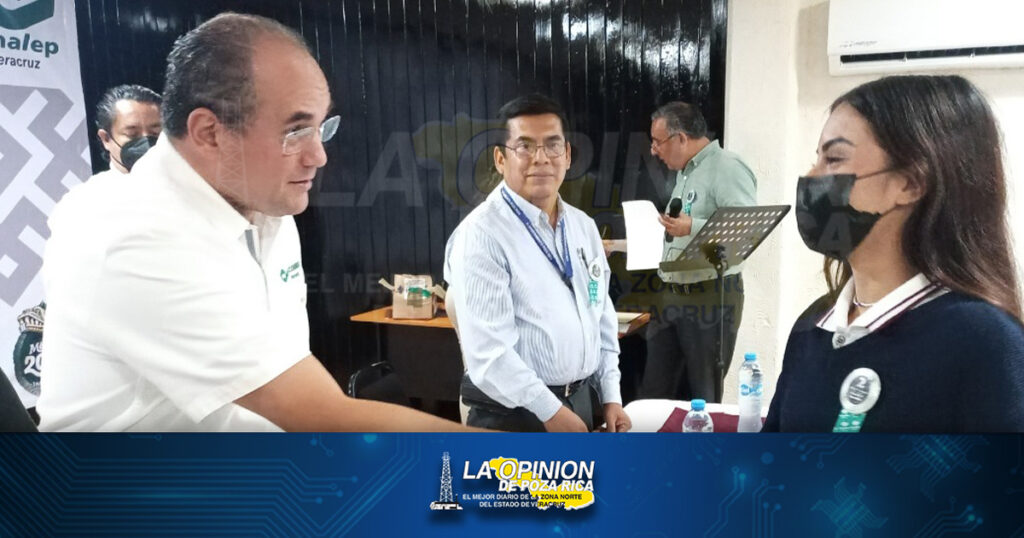 Conalep 177 de Poza Rica obtiene Medalla de Plata