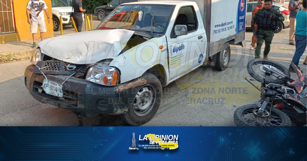 Derribados por una camioneta