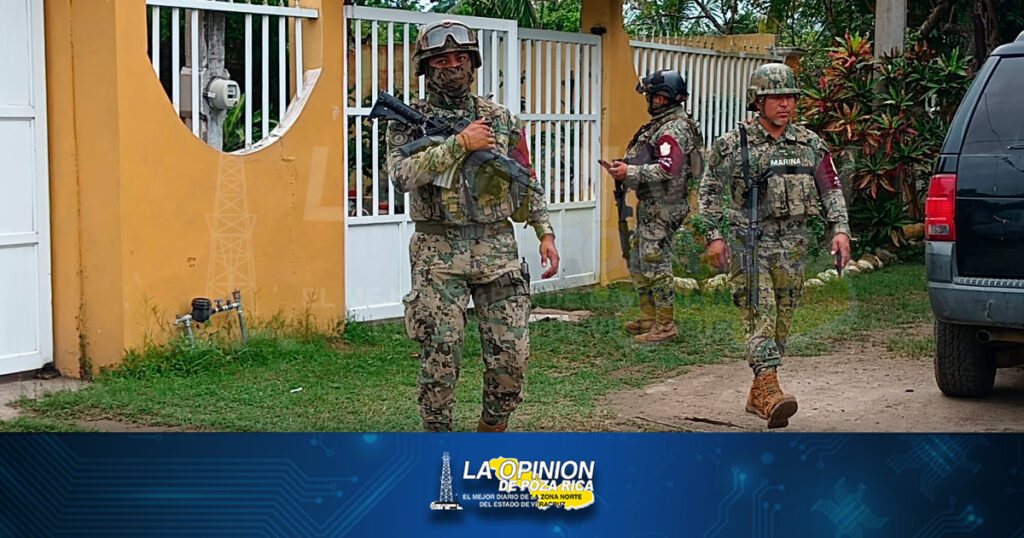 ¡AMORDAZAN A FAMILIA PARA ATRACARLOS!