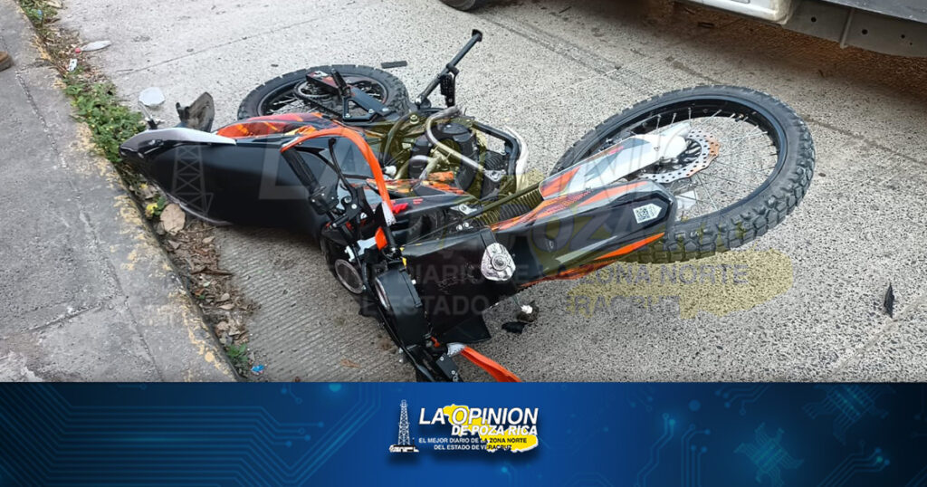 Derribados por una camioneta