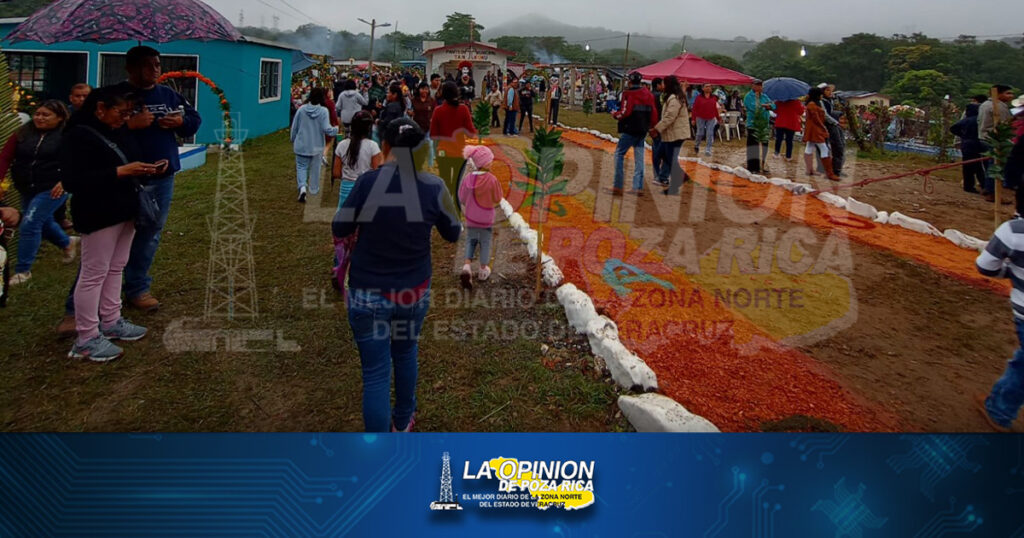 Despidieron a los difuntos en Tancoco