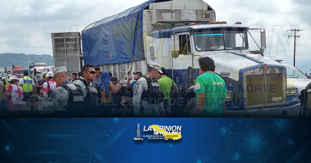 Abandonan a 170 migrantes; Dentro de caja de camión