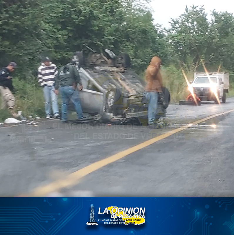 ¡Desbaratan March en volcadura!