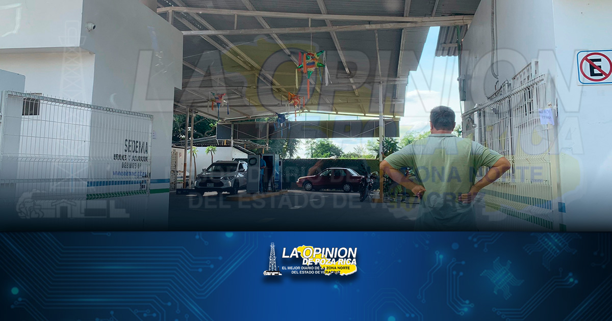 A tope los centros de verificación vehicular