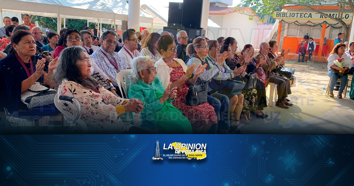 Celebran 100 años de la primaria Díaz Mirón