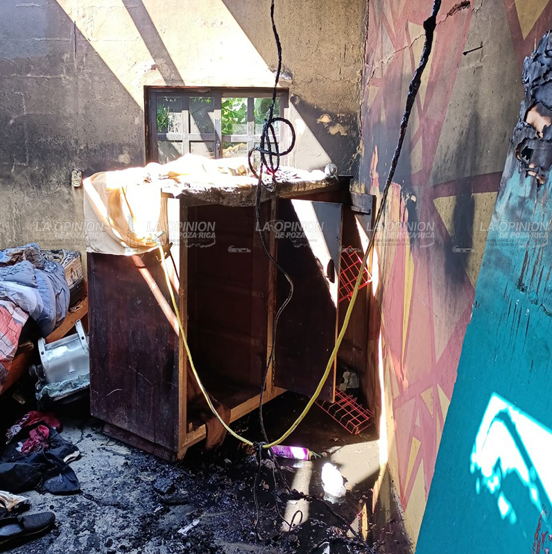 ¡Incendio devasta vivienda!