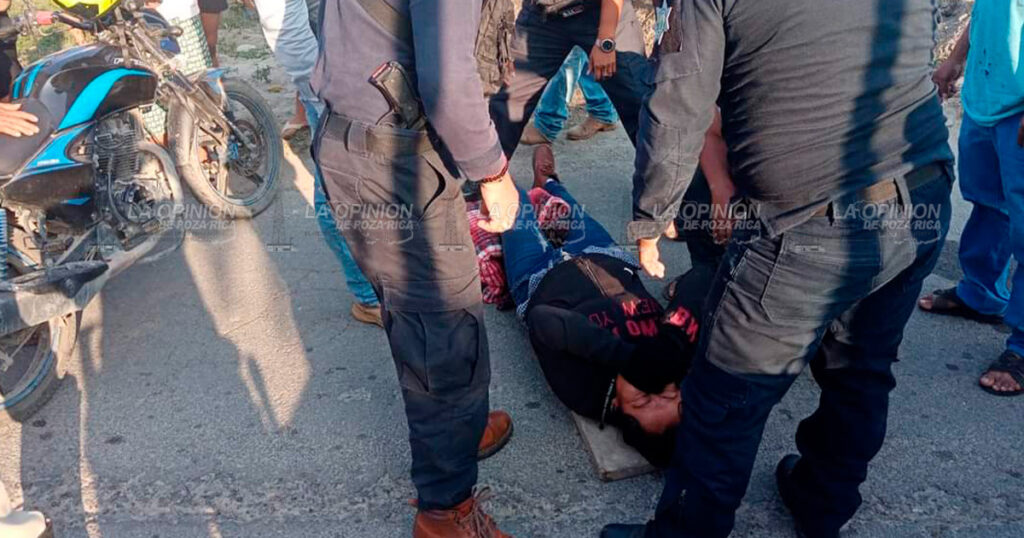 Comerciante herida al caer de una motocicleta