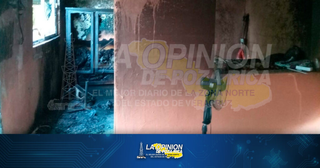 ¡Corto incendia vivienda!