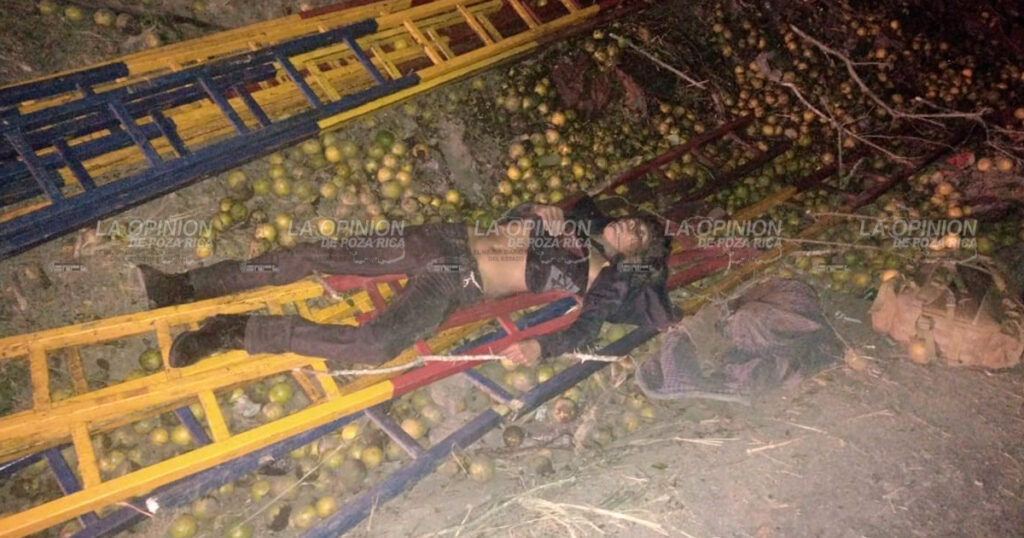 ¡Trágica volcadura; 1 muerto!