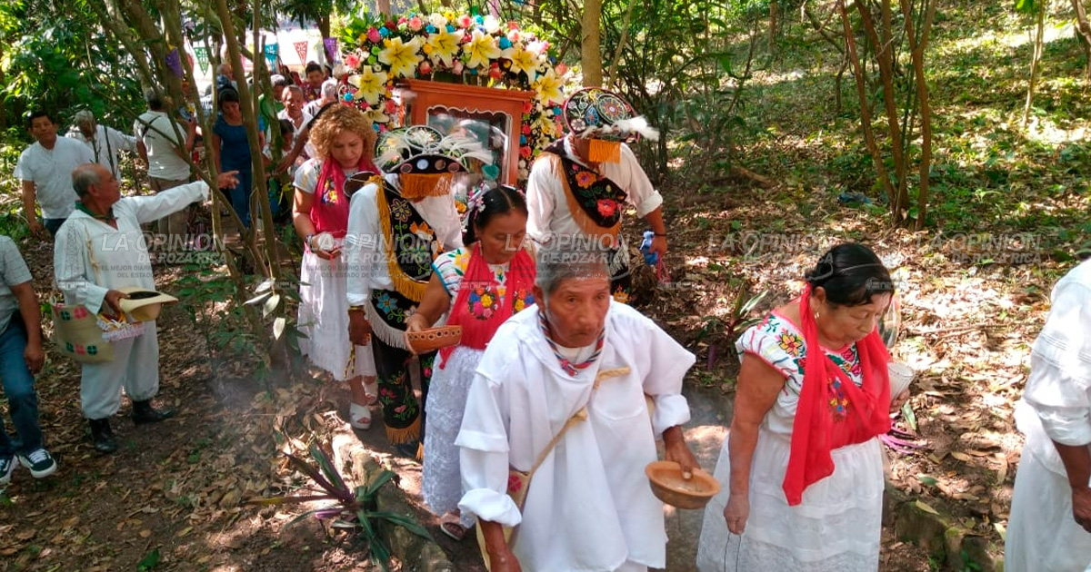 Pueblo tutunakú celebra a San Antonio Abad