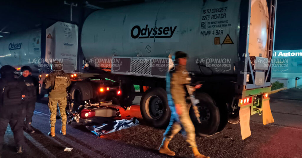 Se impacta en un tráiler