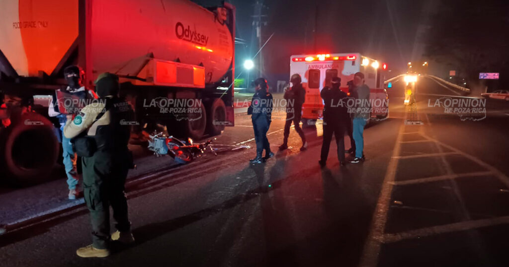 Se impacta en un tráiler