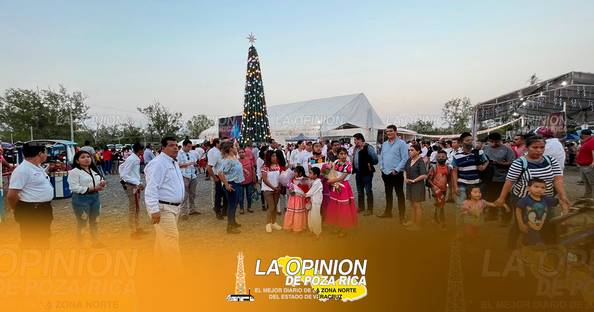 Clausuran actividades de la Pista de Hielo y la Villa Iluminada