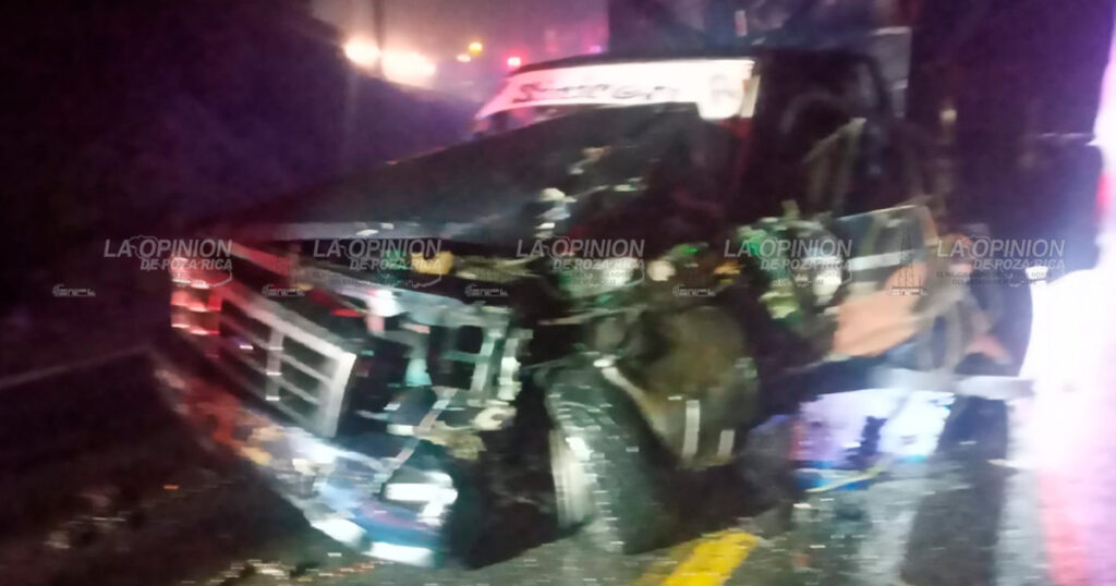 Cierran la carretera federal Pachuca - Tuxpan