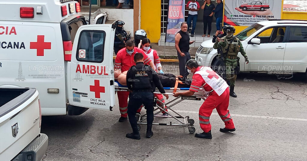 ¡Balean oficinas de Transporte Público!
