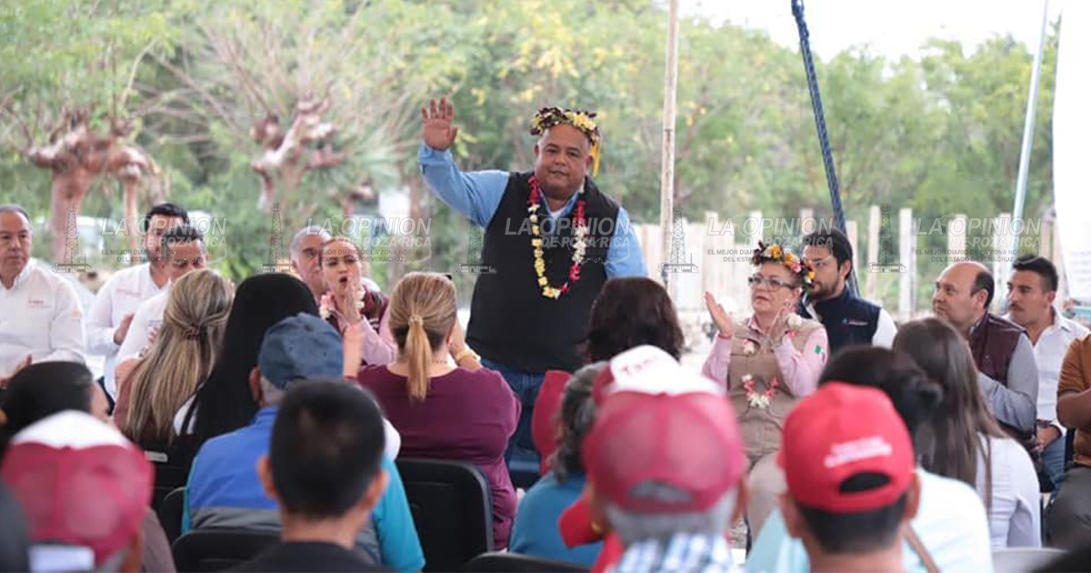 Eric Cisneros lleva desarrollo social