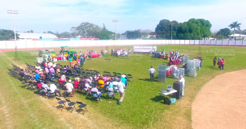 Promueve DIF productividad y generación de auto empleos