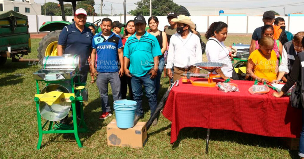 Promueve DIF productividad y generación de auto empleos