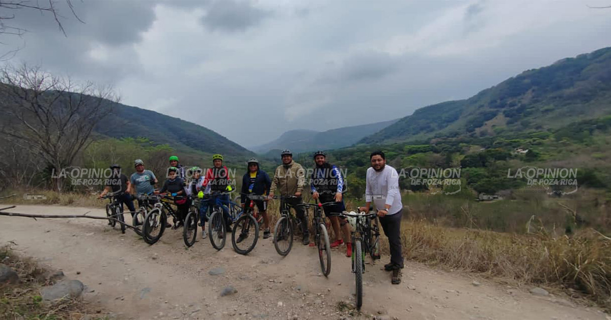 RESALTAN EL<br>ECOTURISMO