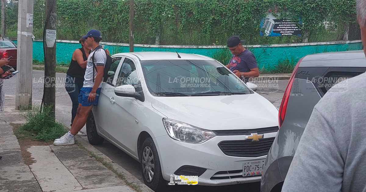 Taxi embestido por alcance