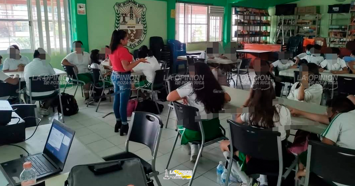 Estrategia contra vapeadores es fomentada entre estudiantes