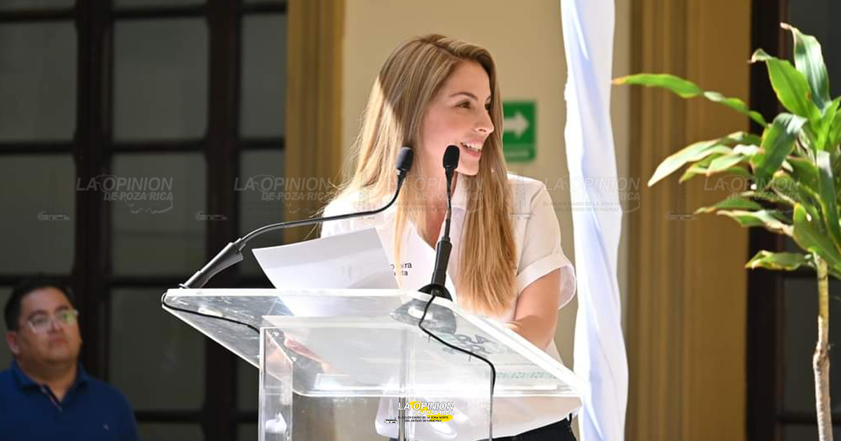 Alcaldesa de Veracruz pide que la SEV instale cámara de vigilancia en escuelas