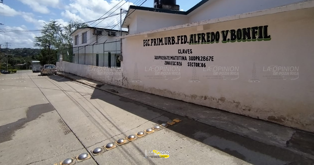 Revisa SEP proceso de escrituración de escuela que será reubicada