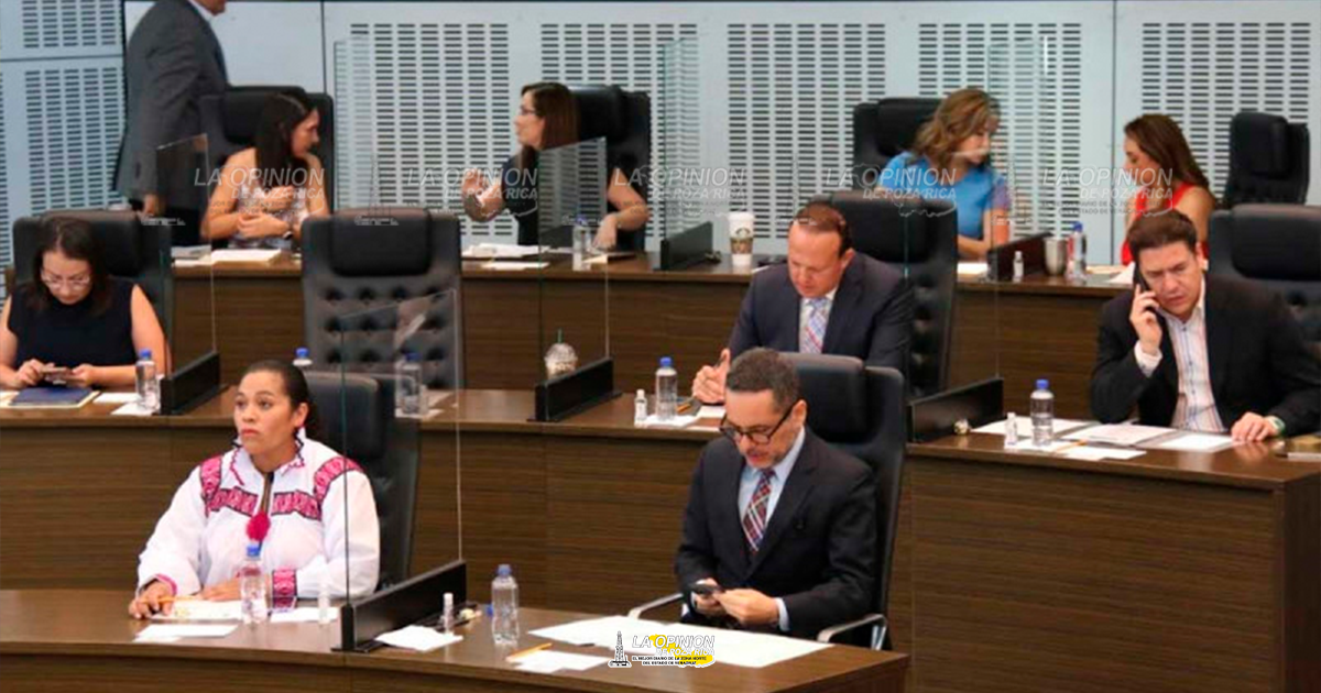 Corren a 4 diputados de Morena