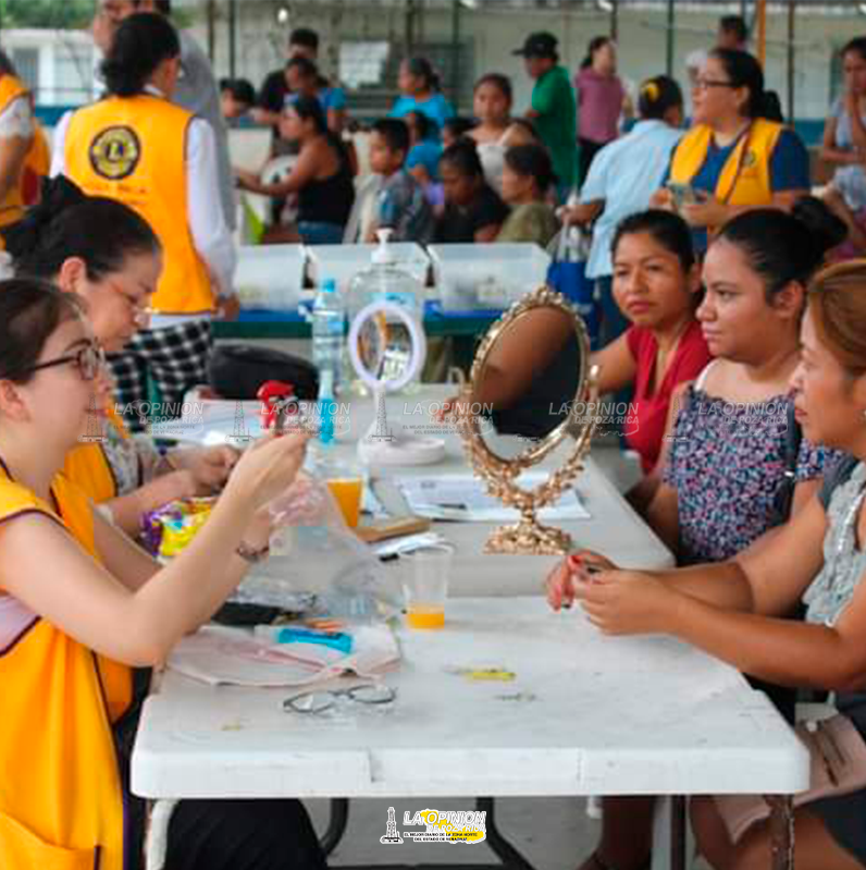 Llevan atención médica para los más necesitados