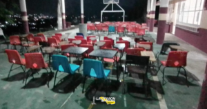 Apoya SEV estatal a escuelas con reparación de mobiliario